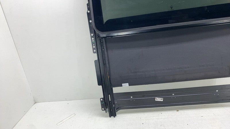 ⭕ 2014-2020 Maserati Ghibli Overhead Roof Sunroof Moonroof w/ Shade & 