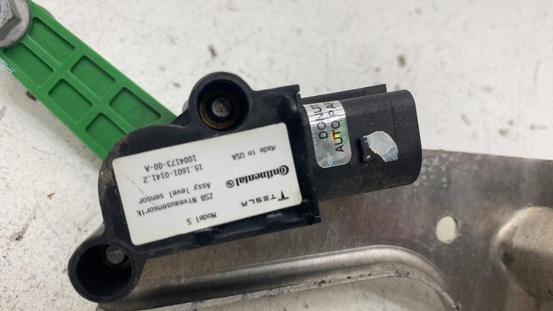 ⭕ 12-15 Tesla Model S Rear Air Suspension Height Level Sensor Right 10