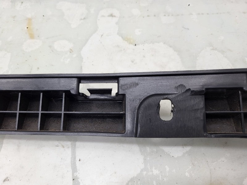 600772400B ⭕ 12-25 Model S Rear Body Attachment Bumper Center Support Bracket 6007724-00-B