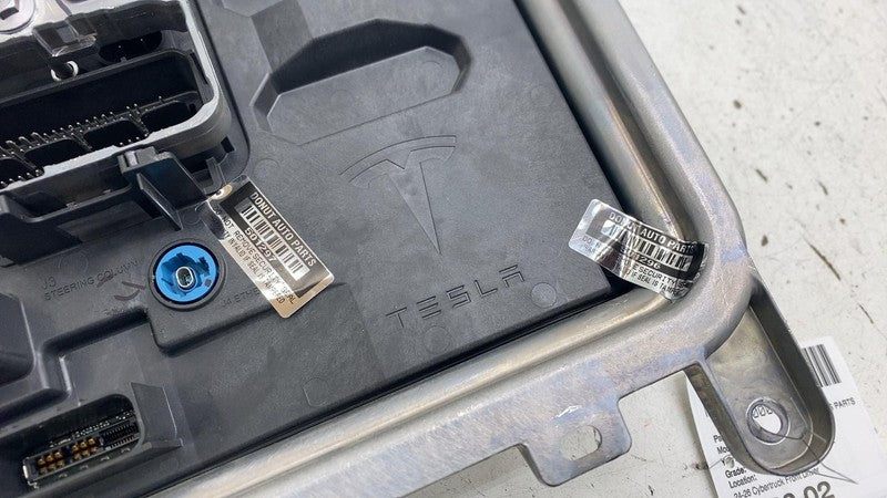 ⭕ 24-26 Cybertruck Front Driver Mid Voltage Controller Module Left 181