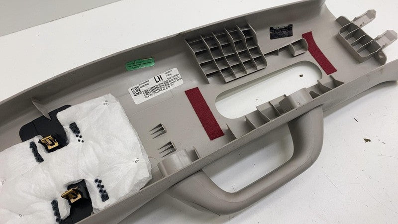 6EK231D2AG ⭕ 17-25 Chrysler Pacifica Left Side B-Pillar Upper Trim Cover Panel 6EK231D2AG