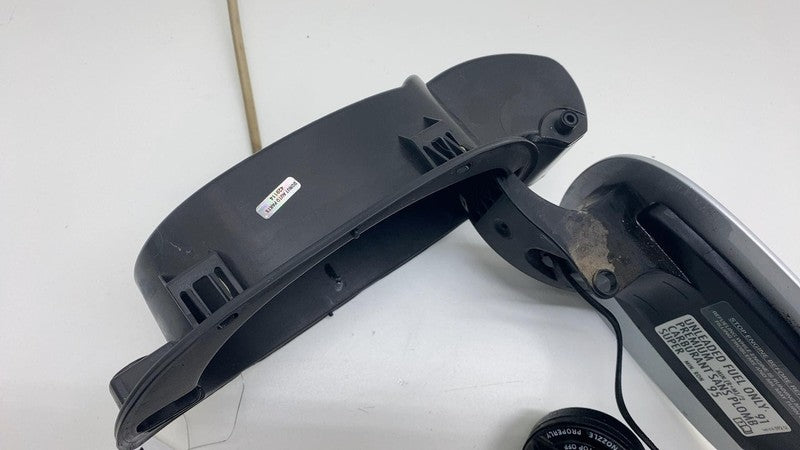 1H0010092Q 2011-2014 Porsche Cayenne Fuel Filler Gas Tank Lid Door w/ Cap Silver - LX7W OEM