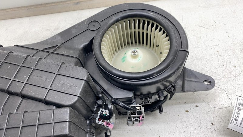 PT00014242 2022 2023 2024 Rivian R1S Rear HVAC Climate Heater Box Housing w/ Blower Motor