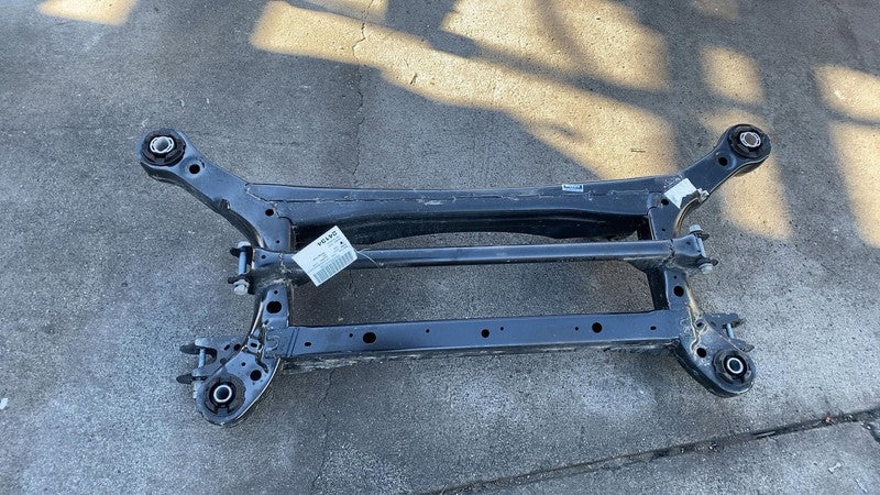 ⭕ 2017-2024 Chrysler Pacifica Rear Undercarriage Subframe Crossmember Cradle FWD