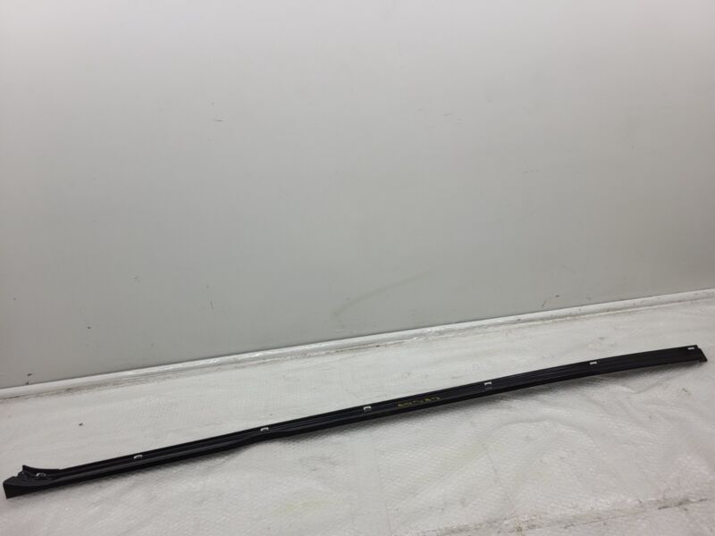 101221700F ⭕ 2012-2023 Model S Passenger Side Skirt Molding Scuff Plate Right 1012217-00-F