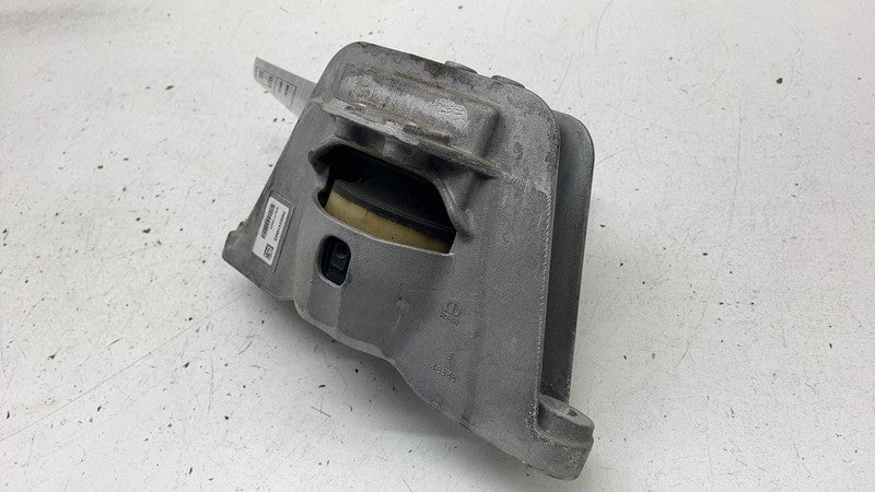 68224746 ⭕ 17-24 Chrysler Pacifica Engine Right Frame Mount Support Bracket RH 68224746AD