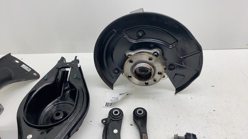 ⭕ 21-23 Polestar 2 Front Left Knuckle w/ Rear Upper & Lower Control Ar