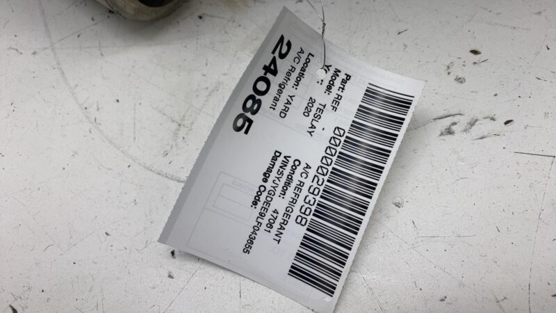1506859 97 D 20-23 Model Y Supermanifold Refrigerant Chiller + Coolant Reservoir 1506859-97-D