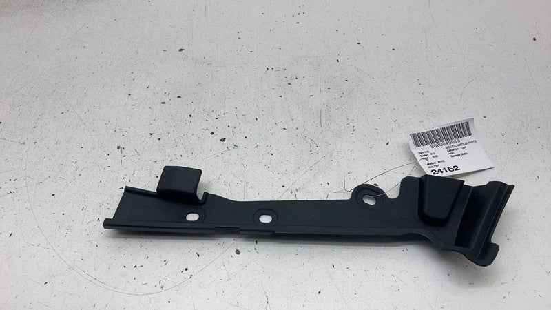 PT00449332B 2022 2023 2024 Rivian R1S R1T Front Right Trough Finisher Cover PT00449332-B OEM