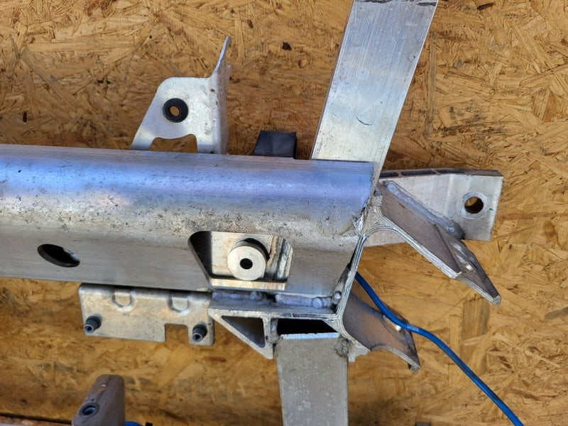 ⭕ 16-20 Tesla Model S Front Suspension Subframe Cradle Crossmember 100