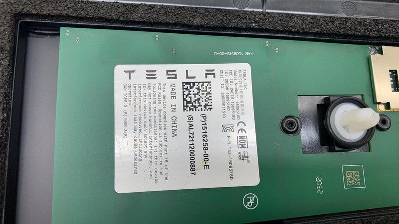 ⭕ 20-23 Model Y Right Exterior B-Pillar Applique Glass Trim RH AP3 150