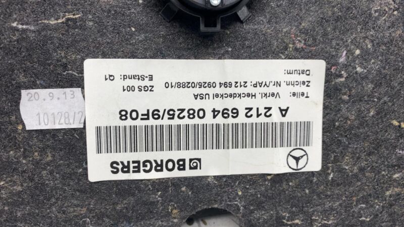 A 212 694 0825 ⭕ 10-16 Mercedes E350 E-Class Rear Trunk Carpet Lid Liner Trim Panel A2126940825