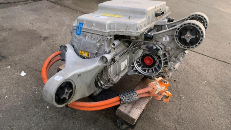 ⭕ 22-24 Rivian EDV 700 R1T R1S Engine Front Drive Unit Quad Motor PT00