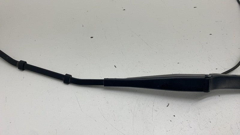 1076729 00 B ⭕ 2017-2023 Model 3 Front Passenger Side Windshield Wiper Arm Right 1076729-00-B