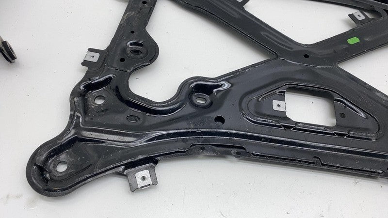 4M4 201 391 A ⭕ 2024 Porsche Cayenne Front Transmission Skid Plate Reinforced Bracket Brace