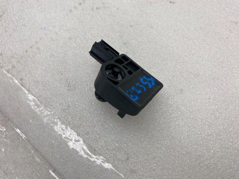 100527400B ⭕12-20 Model S Front Left or Right Acceleration Crash Impact Sensor 1005274-00-B