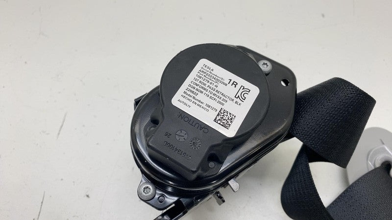 108127901H ⭕ 2017-2023 Tesla Model 3 Front Right 1st Row Seat Belt & Retractor 1081279-01-H