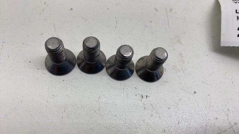 PT00003702 ⭕ 2022-2025 Rivian R1S Pair of Door Lock Latch Striker Hook w/ Screws PT00003702