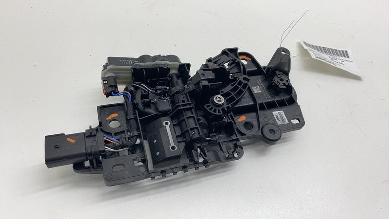 PT00002455-J ⭕22-24 R1T R1S Right Front / Left Exterior Door Handle Green EXP006 PT00002455-J