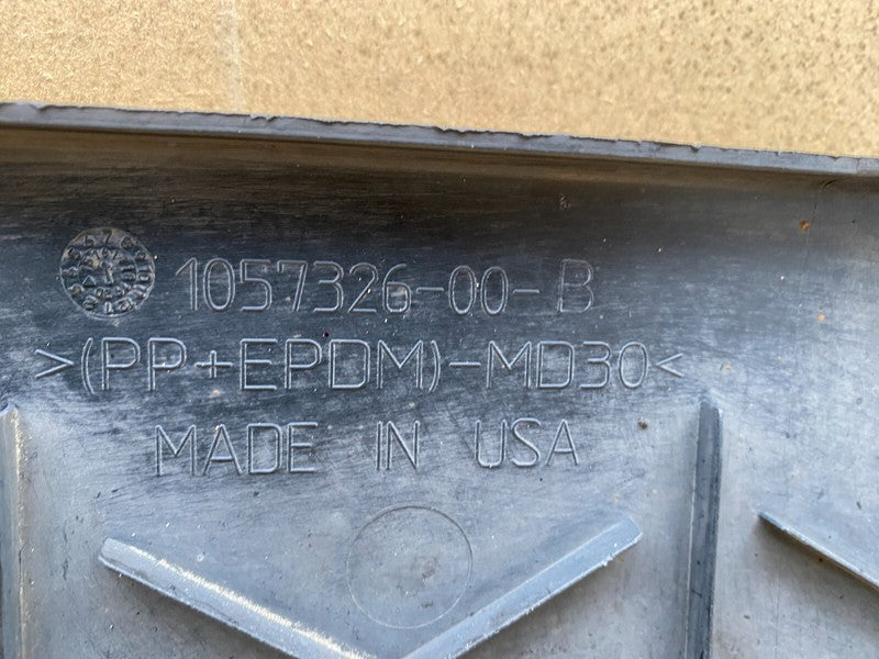 105732600B ⭕ 16-20 Model S Rear Bumper Aero Shield Cover Under Body Diffuser 1057326-00-B