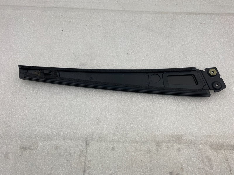 103236300B ⭕ 16-20 Tesla Model X Passenger Side B-Pillar Applique Glass Right 1032364-00-C