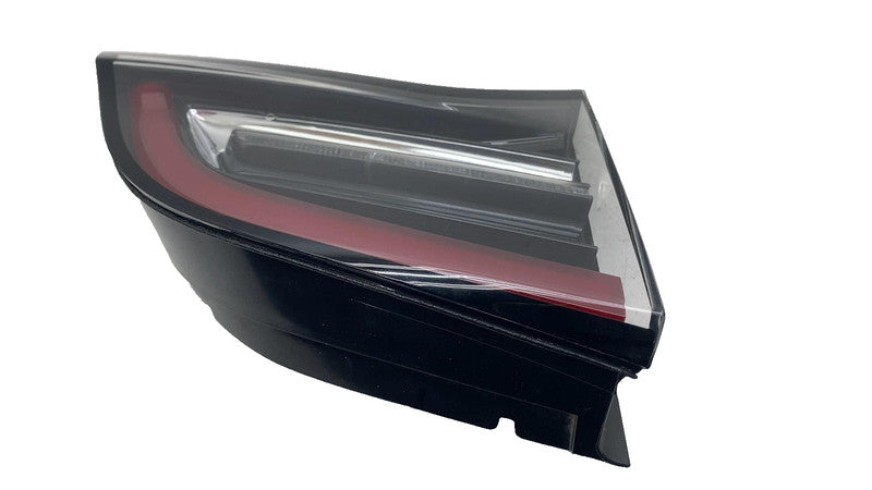 ⭕ 17-23 Model 3 Rear Left Inner Taillight LED Tail Lamp (3-Pin) LH 1077401-96-G