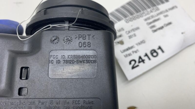 7PP905865E 2011-2018 Porsche Cayenne S Engine Start Ignition Switch Module w/ Keyless FOB