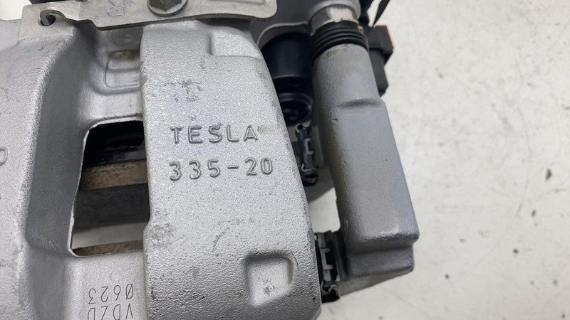 ⭕ 2017-2025 Tesla Model 3 Rear Right Caliper + Brake Hose Line BASE 10