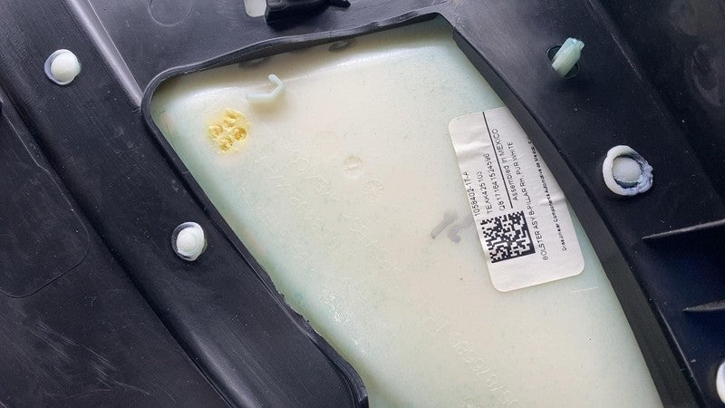 ⭕ 12-20 Tesla Model S Right B-Pillar Lower Trim Cover Panel White 1058