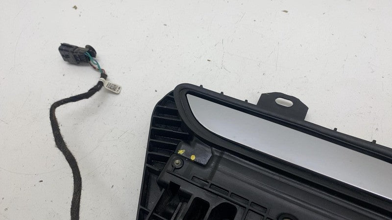 ⭕ 16-20 Model S Front Right Exterior Door Handle Outer White - PPSW 10