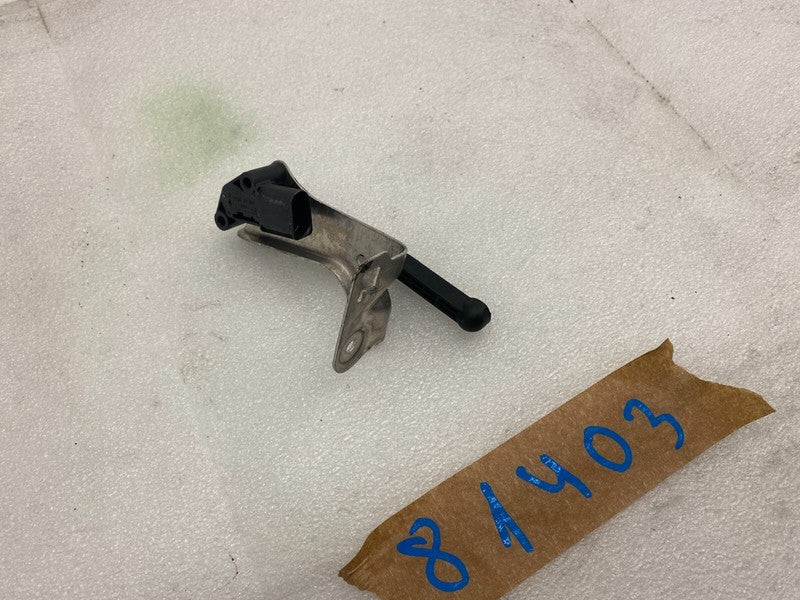 600652300B ⭕ 16-20 Tesla Model S X Rear Left Air Suspension Ride Height Sensor 1027971-00-A