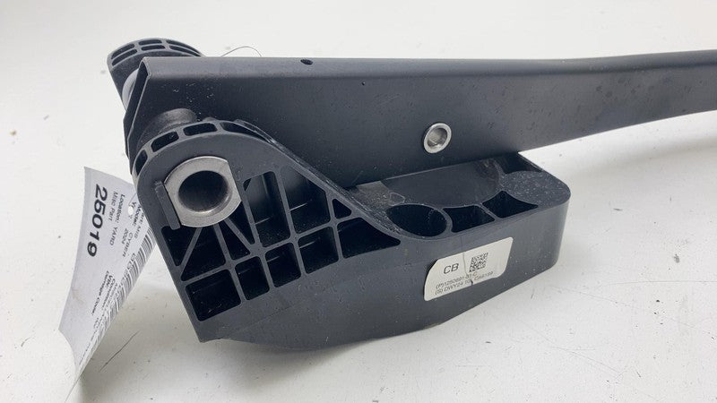 ⭕ 2024 Tesla Cybertruck Passenger Brake Foot Pedal Bracket Right RH 12