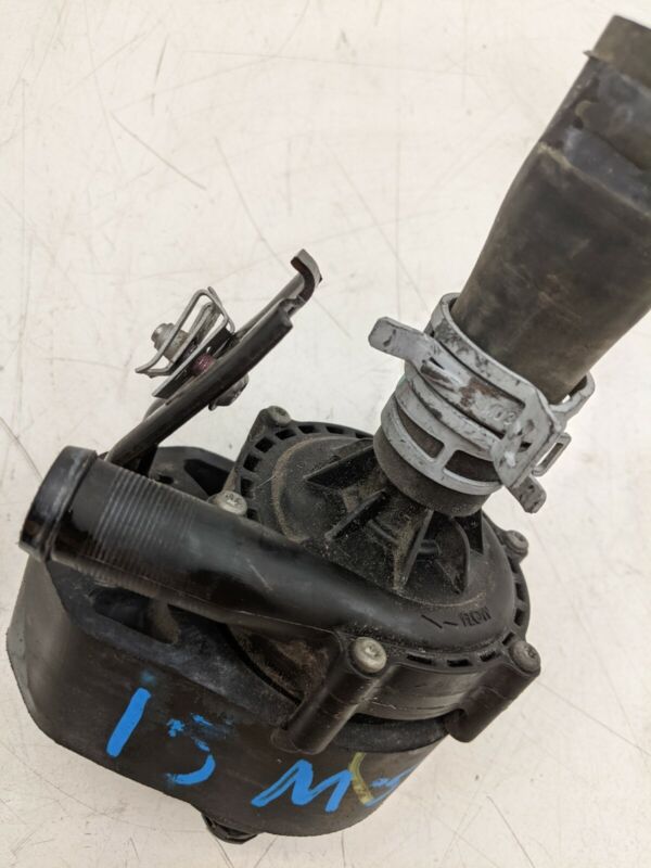 1041151 00 E 2012-2016 Tesla Model S MS Auxiliary Water Coolant Cooling Pump 1041151-00-E OEM