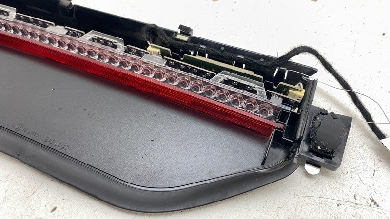 ⭕2020-2023 Tesla Model Y Rear Tailgate LED Third Brake Light Lamp Moun