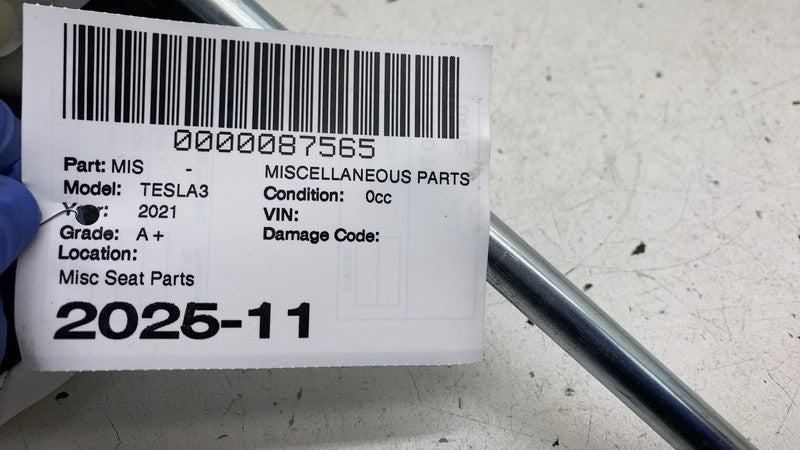 ⭕ 2017-2023 Tesla Model 3 Front Left or Right Seat Headrest White Leat