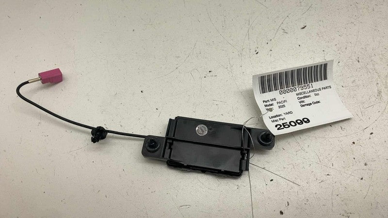 68186558AC ⭕ 17-25 Chrysler Pacifica Antenna Remote Start & Keyless Entry Module 68186558AC