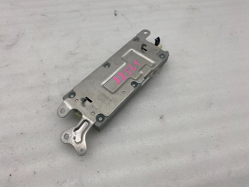 1079749 00 D ⭕ 17-23 Model 3 Harman Becker HB Z502 Radio Receiver Control Module 1079749-00-D