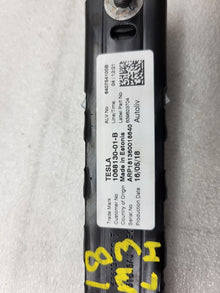 ⭕17-23 Tesla Model 3 Y Front 1st Row Left Seat Belt Height Adjuster 1068130-01-B