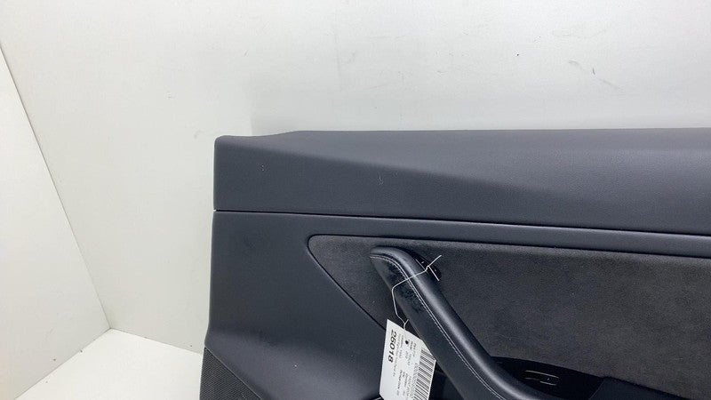 1090411-01-H ⭕ 2017-2020 Tesla Model 3 Front Right Interior Door Panel Trim Card 1090411-01-H