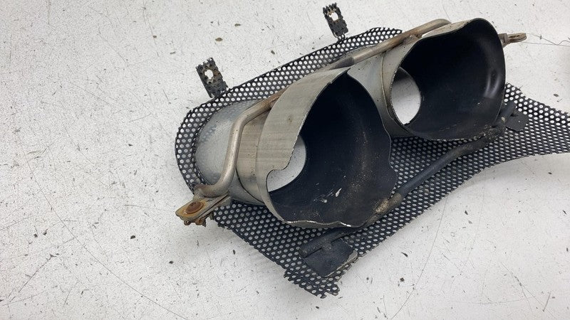 ⭕ 2017 2018 2019 Maserati Levante Rear Bumper Right or Left Exhaust Terminal