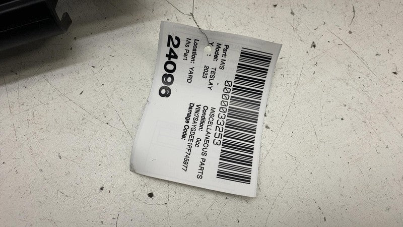 ⭕ 2020-2023 Tesla Model Y Driver Side Trunk Pocket End Bracket Left 16