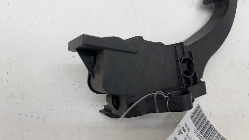 A2463001404Q6 ⭕ 13-19 Mercedes-Benz B-Class Front Driver Gas Accelerator Pedal A2463001404Q6