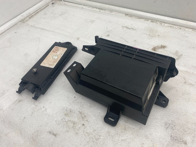 104704200F ⭕ 16-20 Model X MX Front Body Comfort Control Module Enclosure Box 1047042-00-F