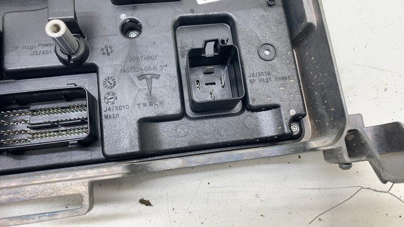 158399110D ⭕ 21-23 Tesla Model 3 Y Front Vehicle Electronic Controller Module 1583991-10-D