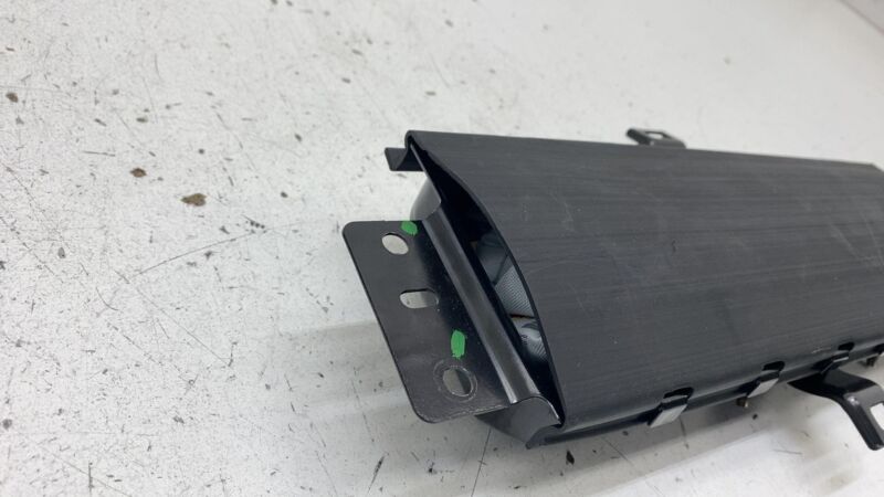 PT0000829H 2022-2024 Rivian R1S R1T Front Passenger Side Lower Knee Safety Airbag Right RH