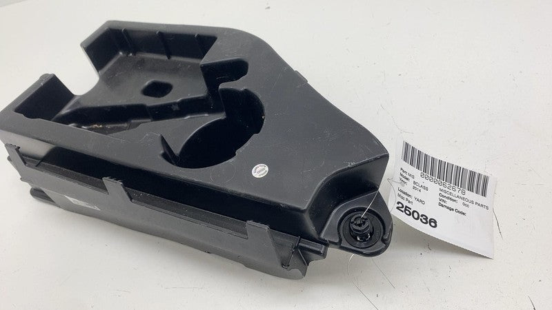 ⭕ 2014-2020 Mercedes-Benz B Electric Drive CLA250 Tool Storage Box A24