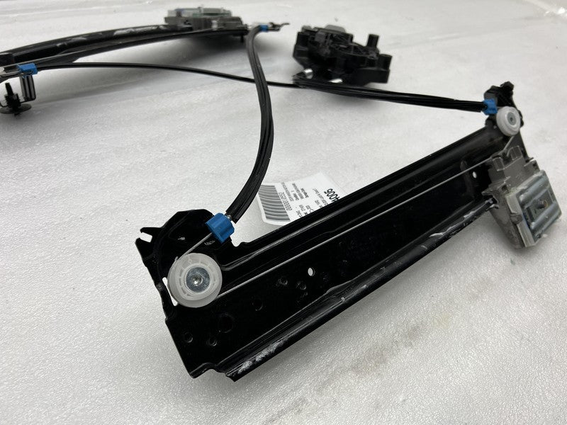 P11-C67040-04 ⭕2022-2024 Lucid Air Rear Right Side Window Regulator & Motor Assy P11-C67040-04