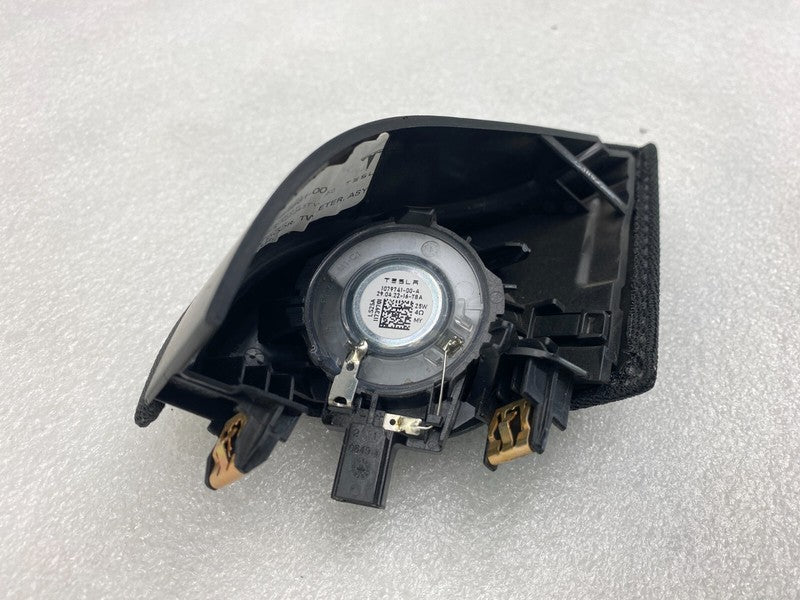 ⭕ 17-23 Model 3 Front Left Door Corner Tweeter Speaker & Cover OEM 178