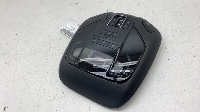 06700904880 ⭕ 2017-2020 Levante Overhead Roof Console Dome Light Lamp Switch OEM 06700904880