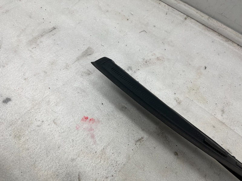 104732100E ⭕16-20 Model X Rear Passenger Side Trunk Liftgate Trough Trim Right 1047321-00-E